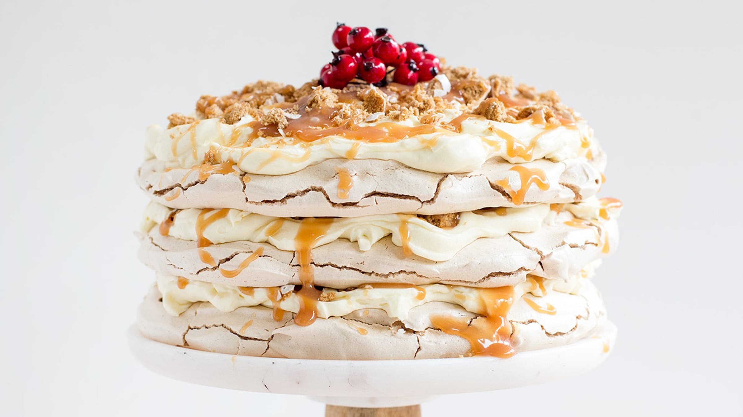 Salted Caramel Gingerbread Pavlova | CSR Sugar